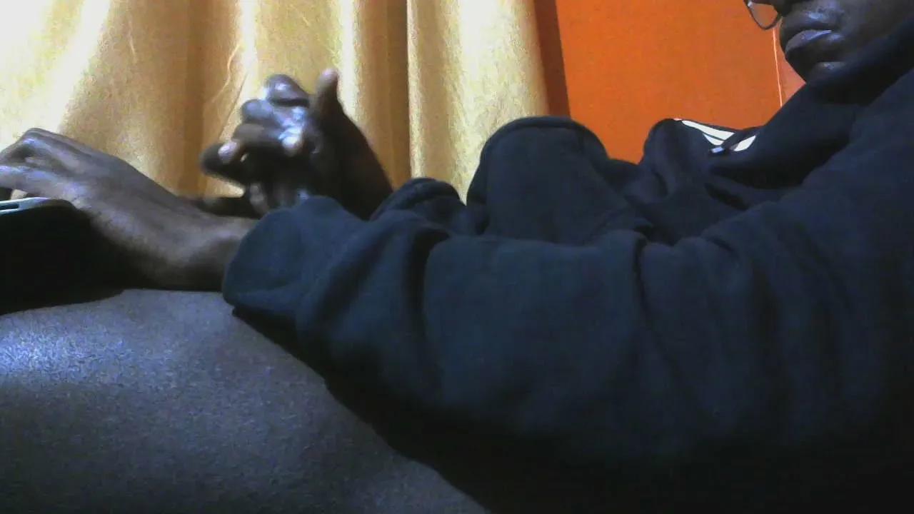 Offline njorozonk on Cam4