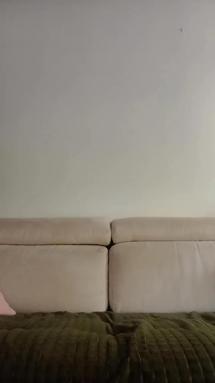 Offline Nlixxx on Cam4
