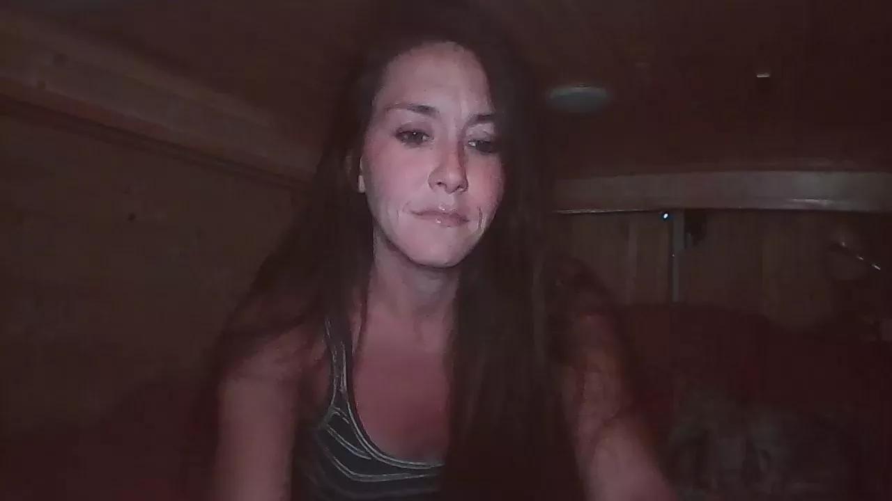 Offline NomadKitty on Cam4