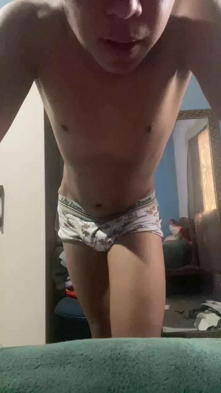 Novinhojob on Cam4 