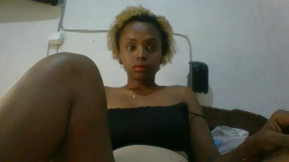 Offline Nrina on Cam4