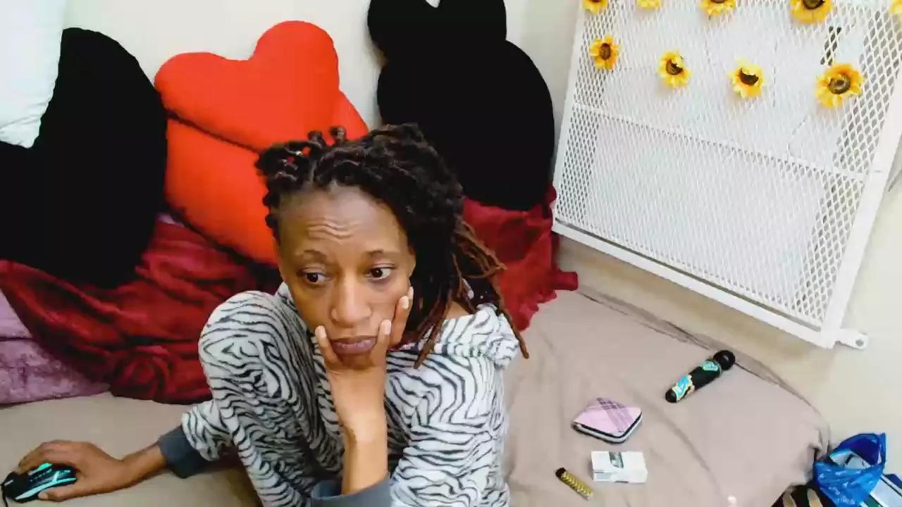 Offline NubianGiggles on Cam4