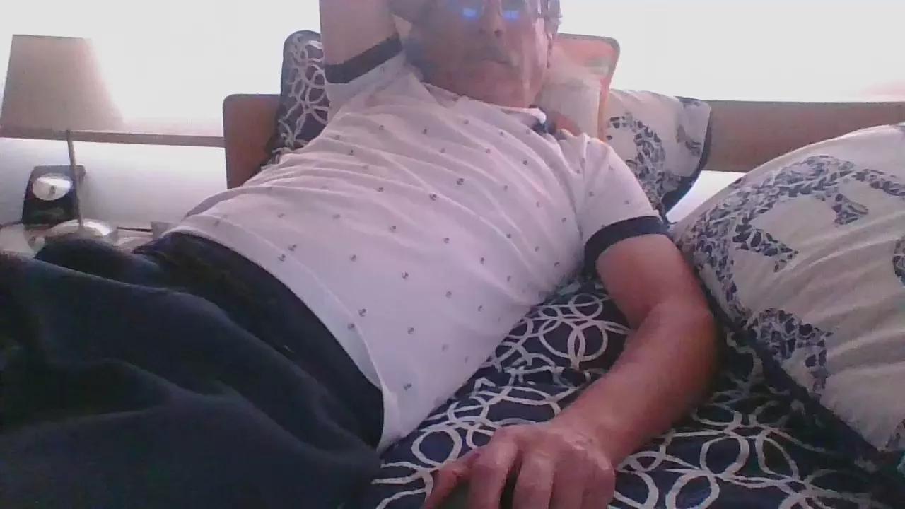 ocorrea1 on Cam4 