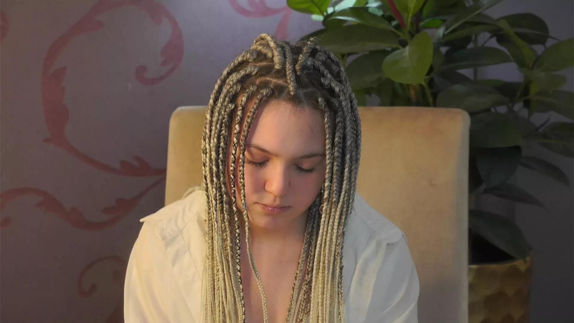 OdellaDail on Cam4 