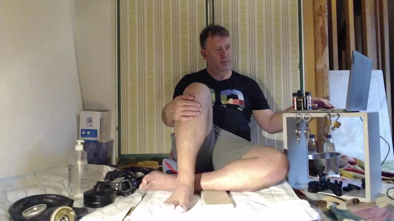 Offline okavango on Cam4