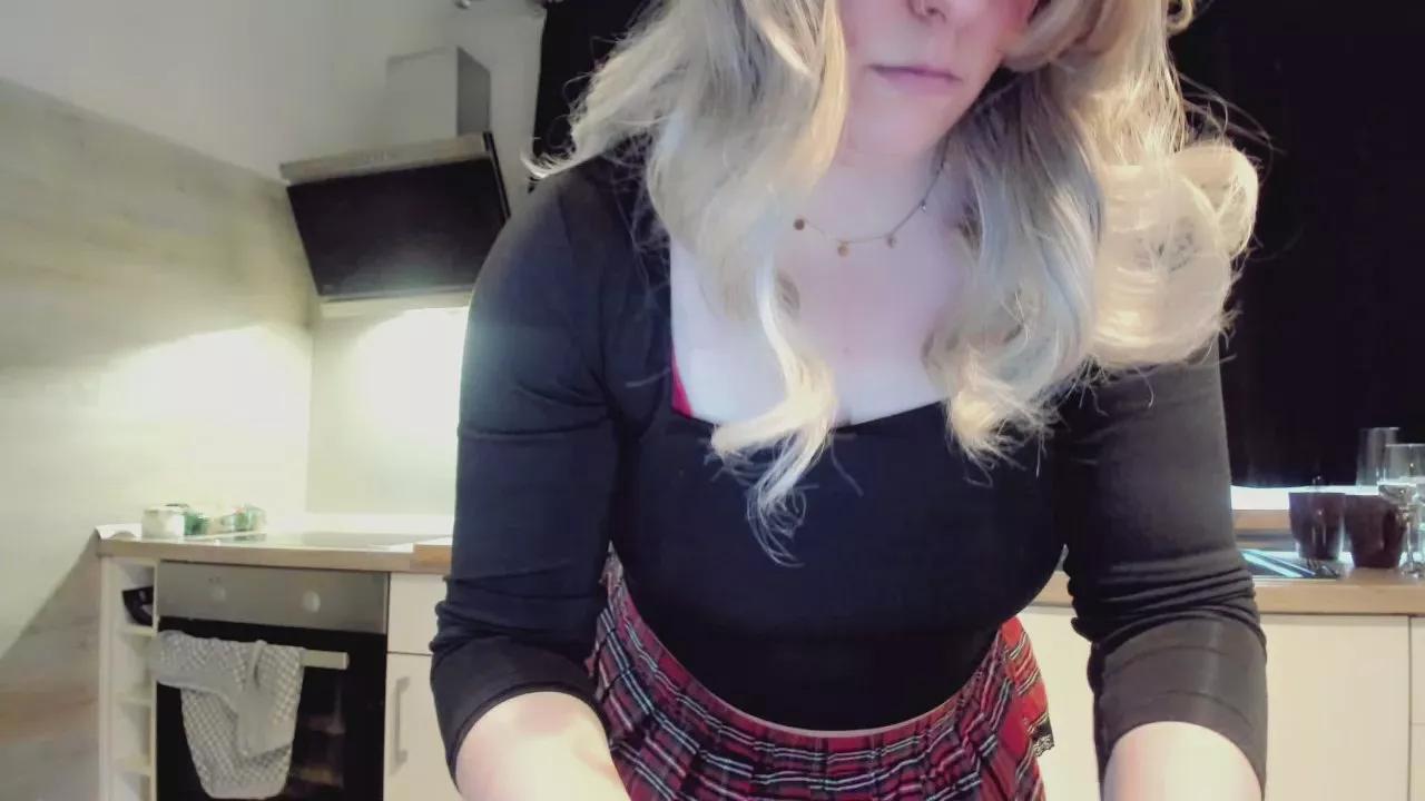 Oktopussyy on Cam4 