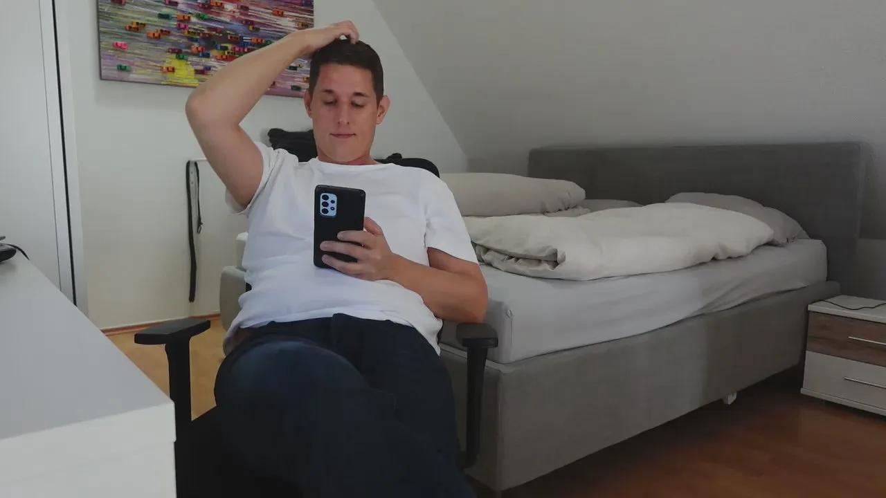 olli_36 on Cam4 