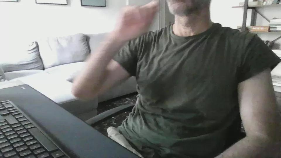 Offline orwar on Cam4