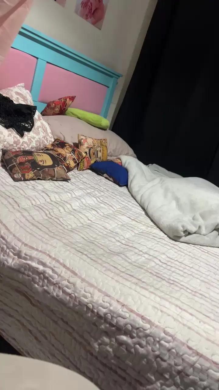 Offline otakugirlxxx on Cam4