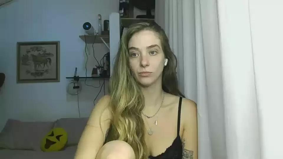 Offline Oxeniki on Cam4