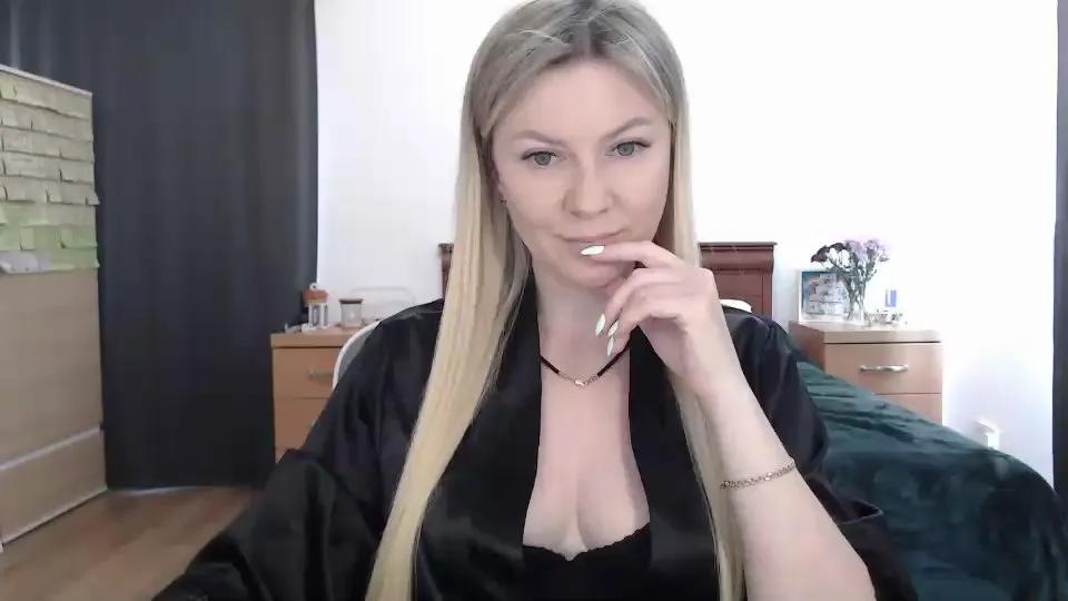 ParadiseAlina on Cam4 