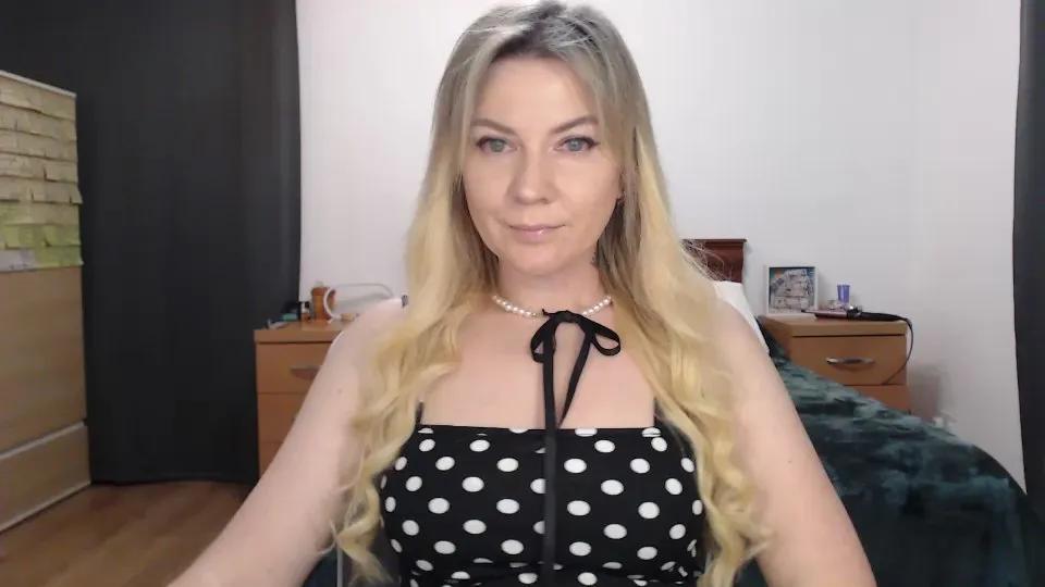 ParadiseAlina on Cam4 