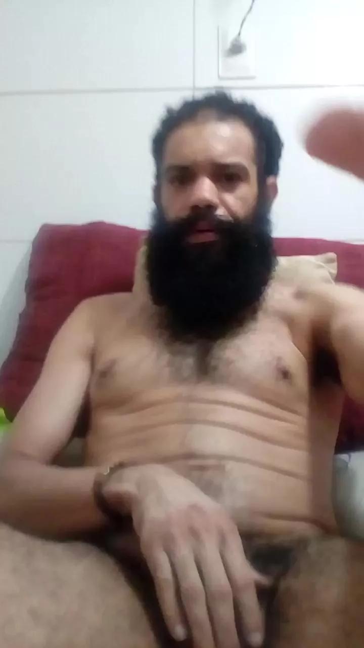 Offline Pedrog24 on Cam4