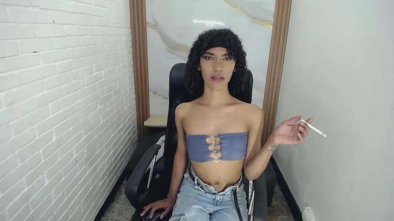 Offline Penelopee_Rouse on Cam4