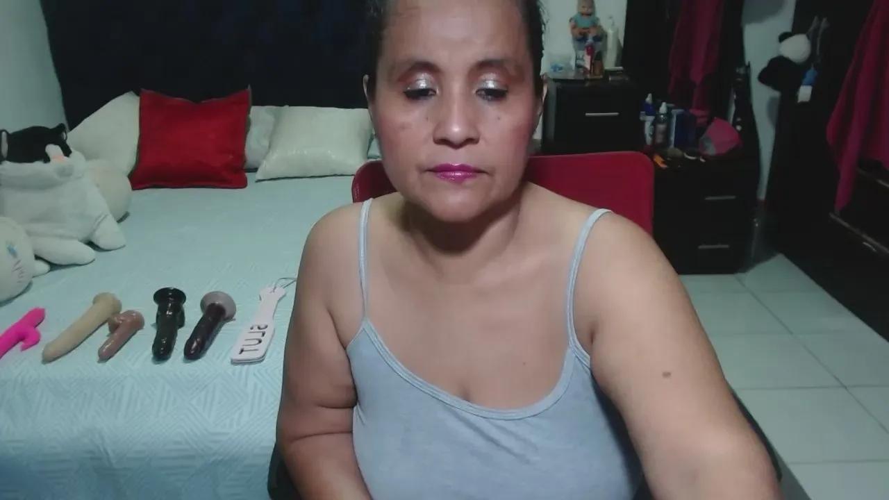 Offline pervert_hot4 on Cam4