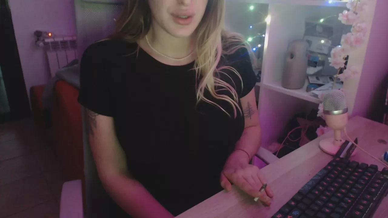 pinkladyx2 on Cam4 