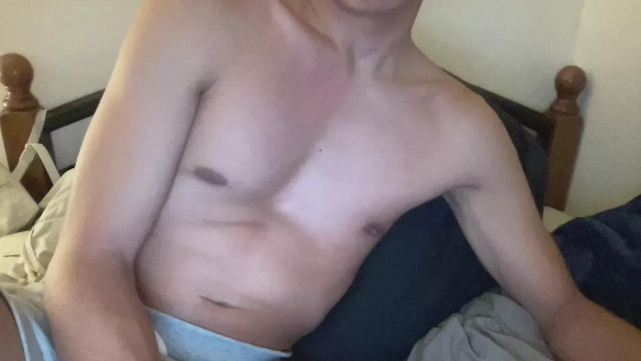 Offline pitite31 on Cam4