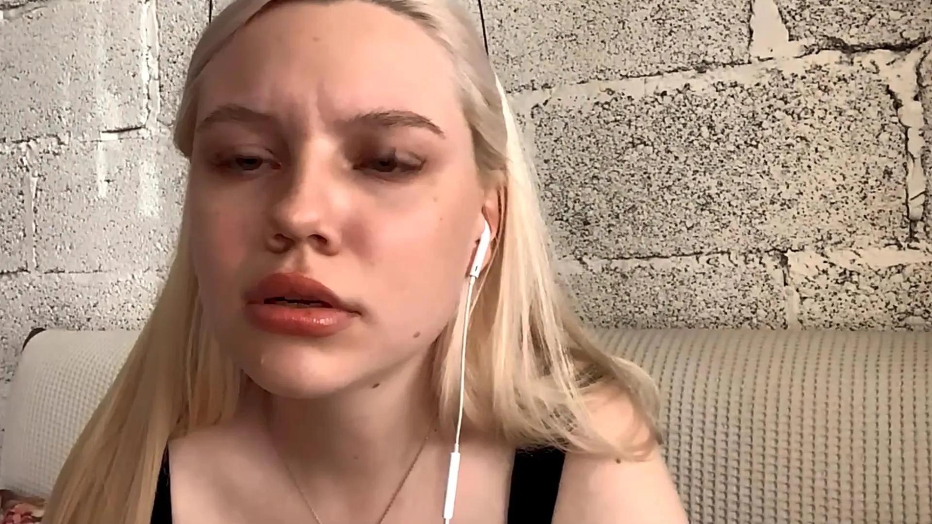 Avatar of PLUSHIE_EYES