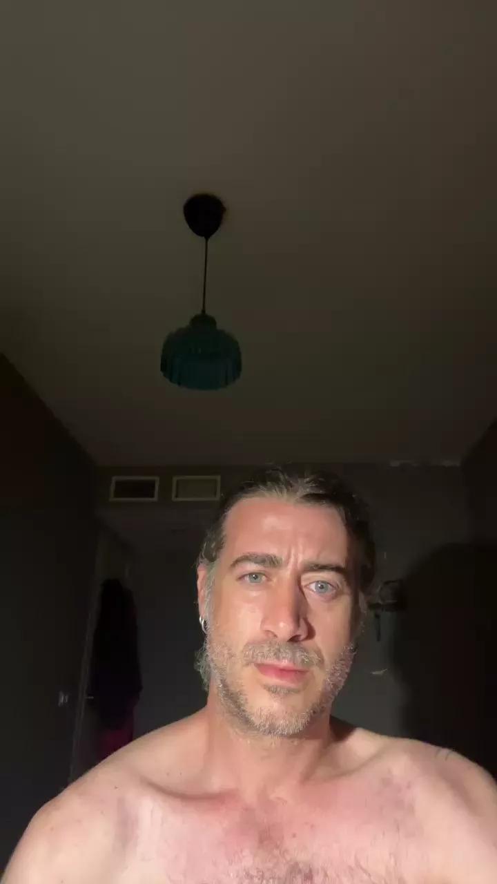 Pollon29_cm on Cam4 