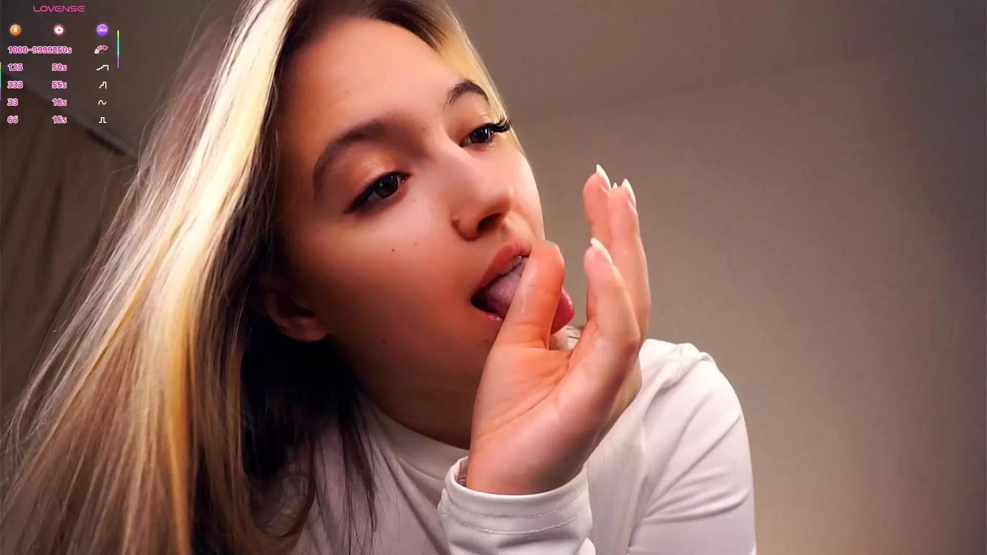 PollyBrow on Cam4 