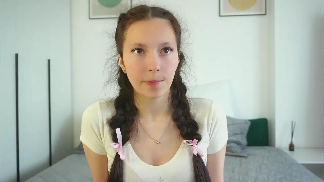PollyChurchey on Cam4 