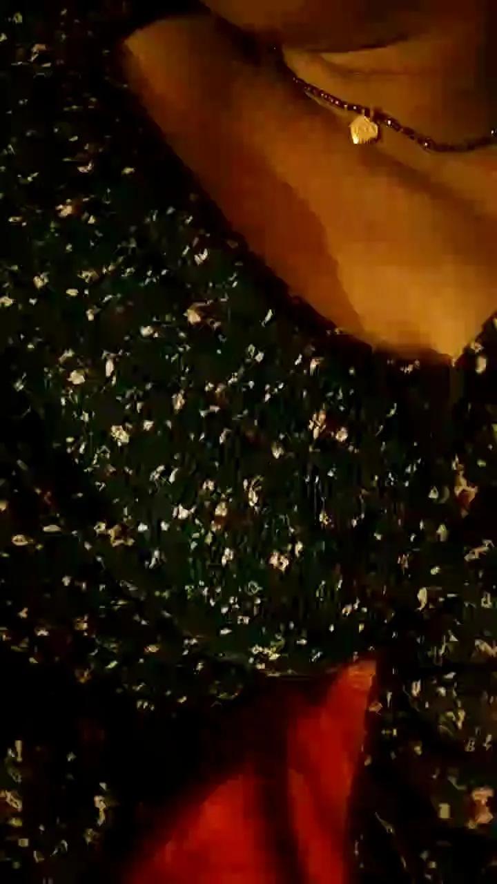 Pooja1990 on Cam4 