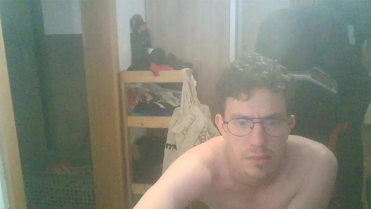 poppen2023 on Cam4 
