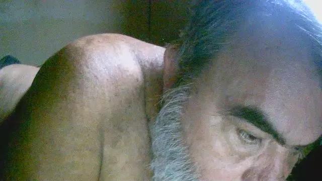 Offline praia_grande on Cam4