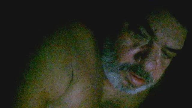 Offline praia_grande on Cam4