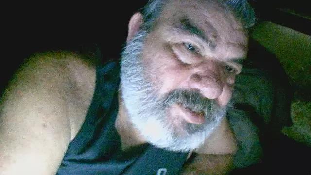 Offline praia_grande on Cam4