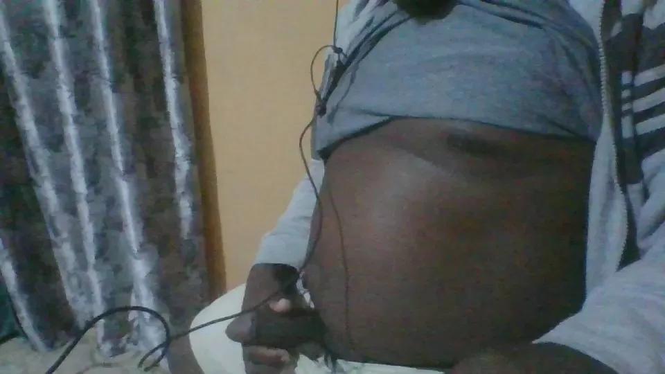 prettybelly — Freechat on Cam4