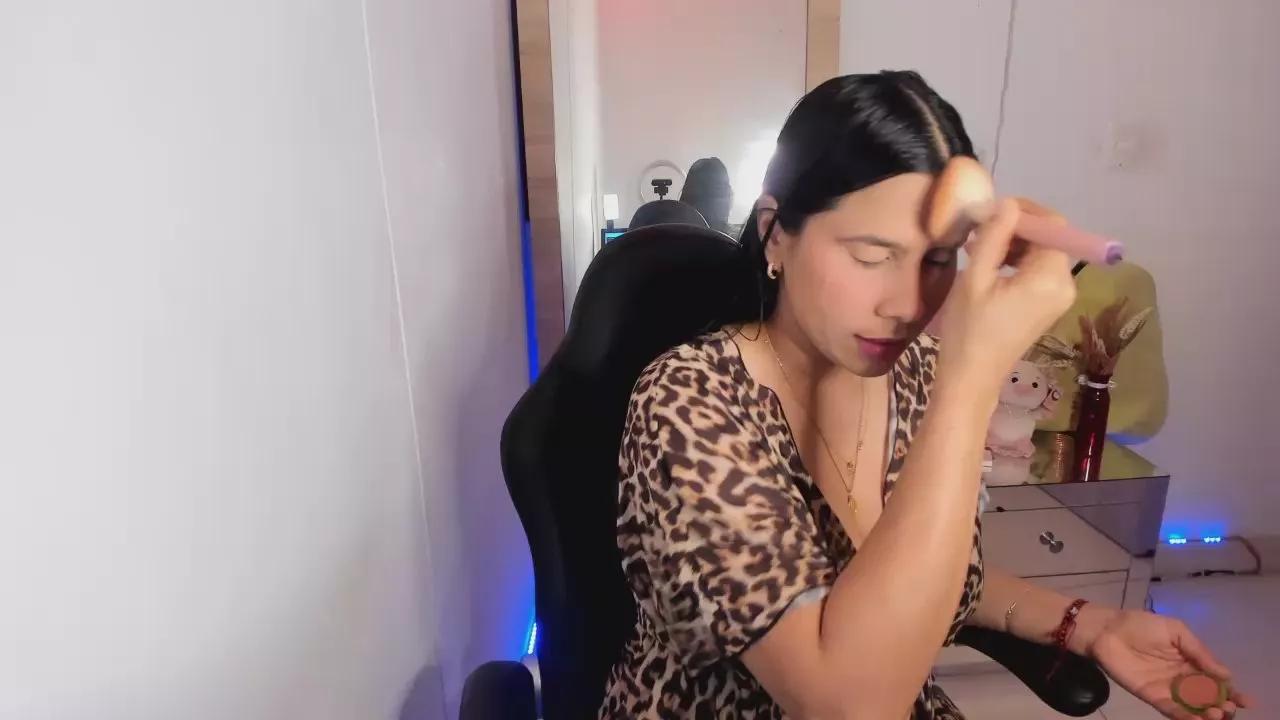 Offline prettytylor on Cam4