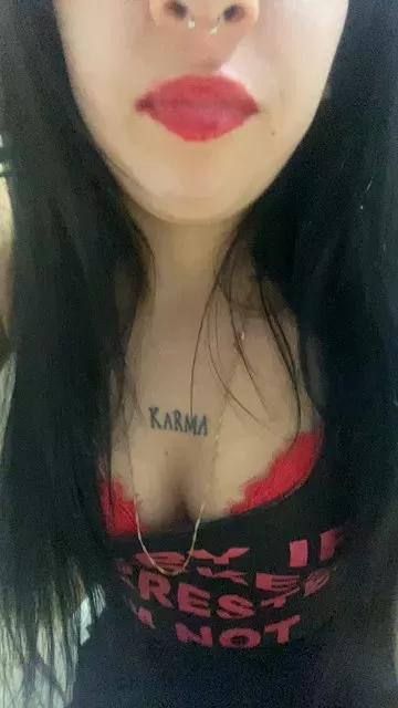 Queeen00 on Cam4 