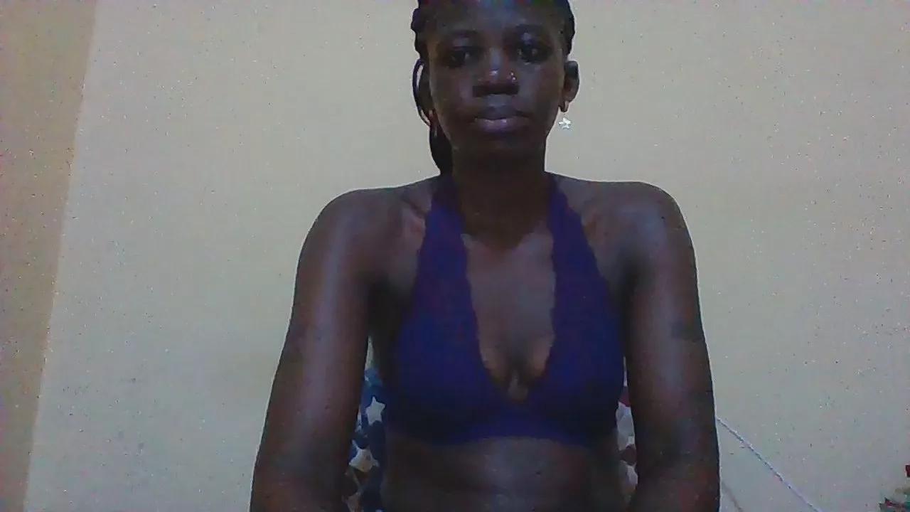 Offline Queen_grasha on Cam4