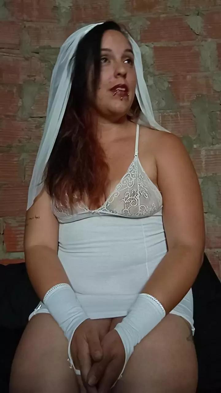 QueenLeise on Cam4 
