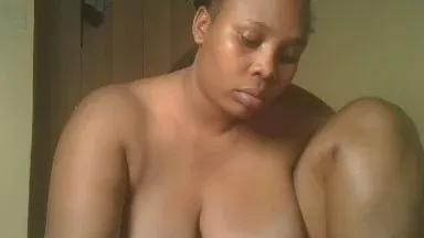 Queenlily25 — Freechat on Cam4