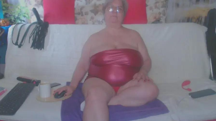 QueenPammy on Cam4 