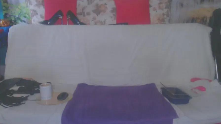 QueenPammy on Cam4 