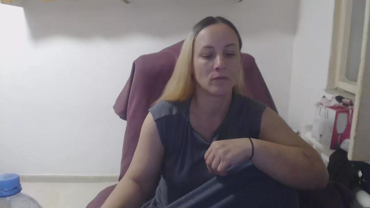 queensinner on Cam4 