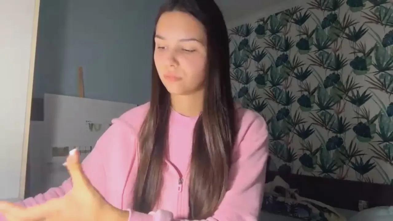 QuinnGrambling —  #strapon #fisting #AssToMouth #squirt #masturbation #pee #pussy