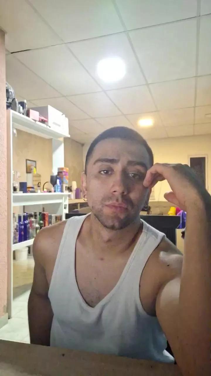 Ratangel_Poring on Cam4 