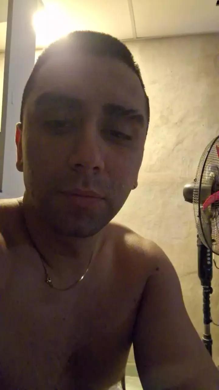 Ratangel_Poring on Cam4 