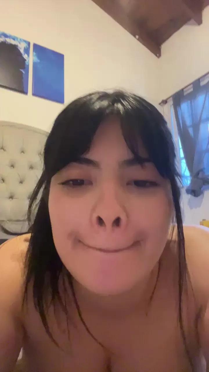 rebeccahills on Cam4 