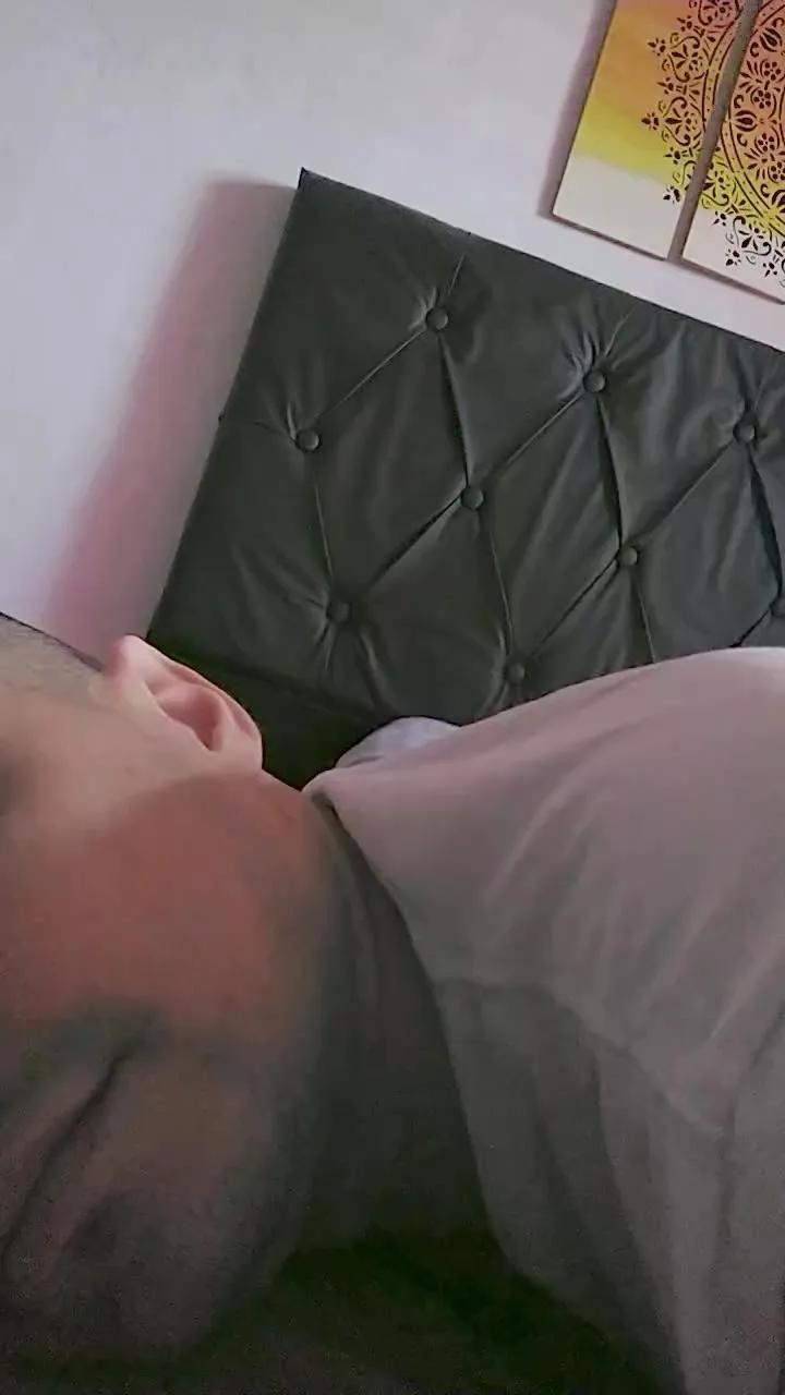 Recuvil — Freechat on Cam4