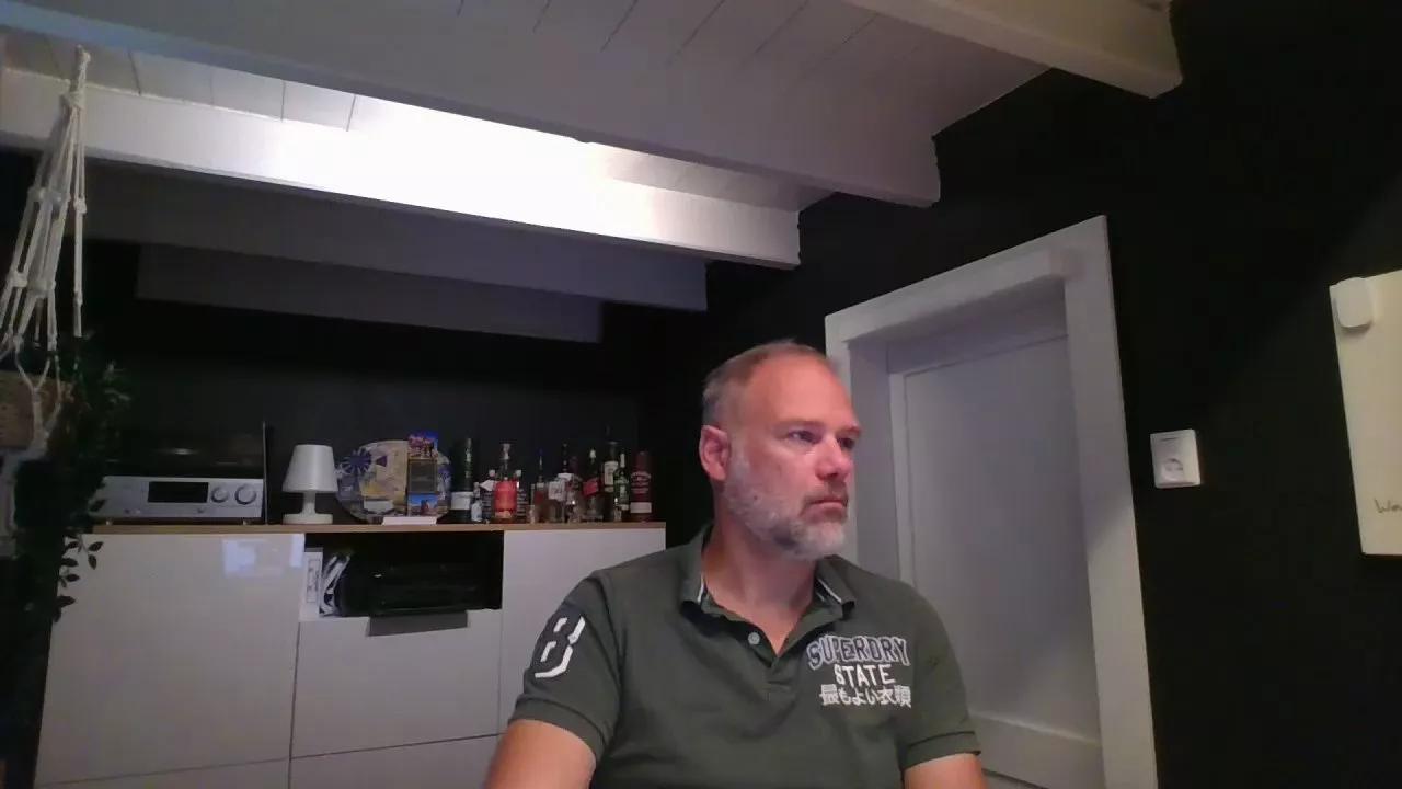 Offline rene4ufun on Cam4