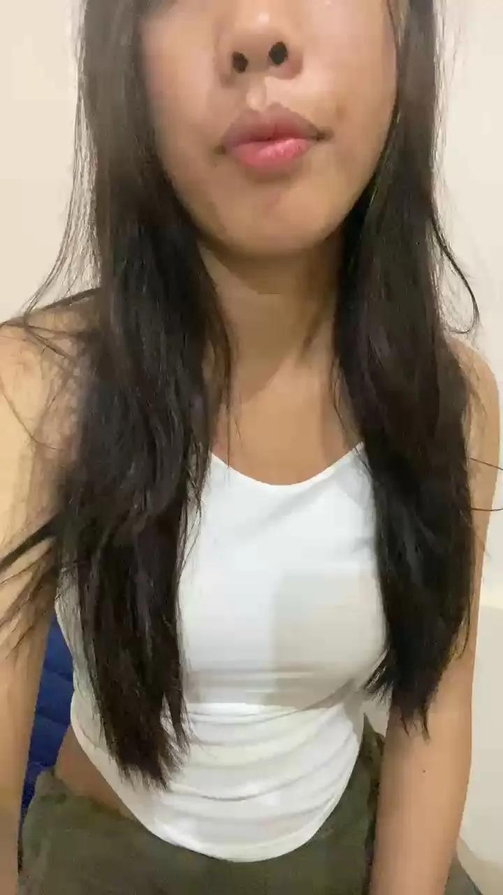 RessyTherstii on Cam4 