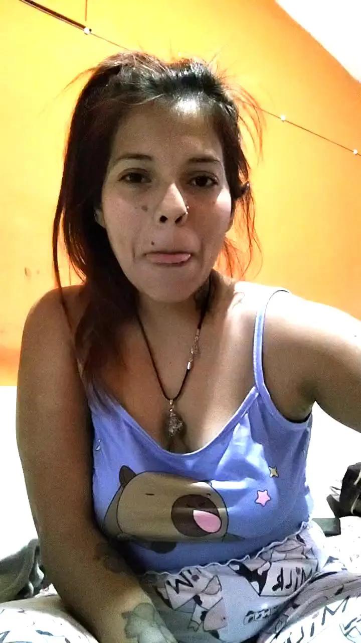 Riirii93 on Cam4 