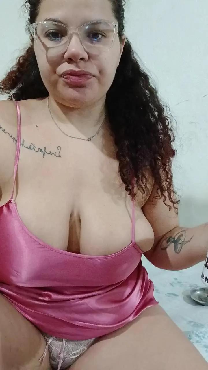 RobertaRabao — Freechat on Cam4