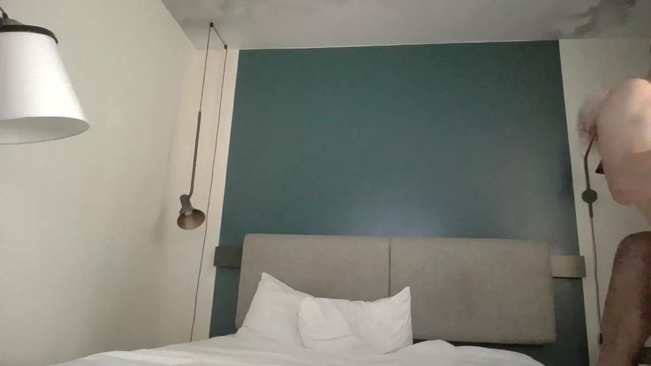 rodrigo3724 on Cam4 