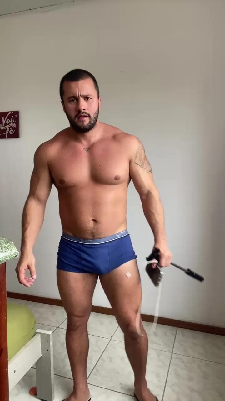 Romaninhoo — #pornstar #amateur #bdsm